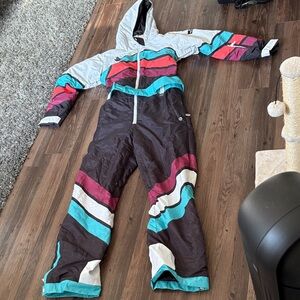 Tipsy Elves Women's Multicolor Ski & Snow Jacket